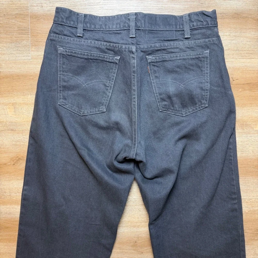 Vintage Levi's 550 Jeans Men 32x33 Gray Relaxed Fit Made in USA Denim Skater 90s